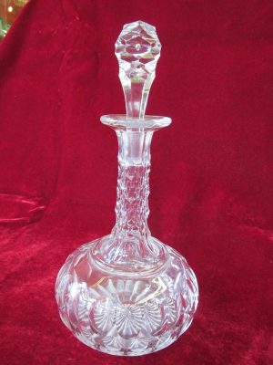 Fabulous Antique English Handcut Crystal "1000 Eye" Decanter