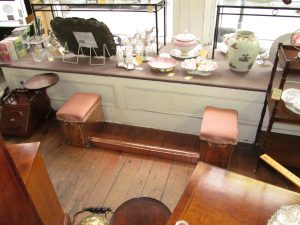 Antique English Hammered Copper Club Fender with Side Coal Hods