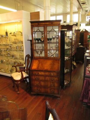 Old English Crotch Mahogany Chippendale Style Bureau Bookcase