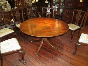 Old English Benchmade Solid Figured Mahogany Georgian Style Tilt-Top Circular Table