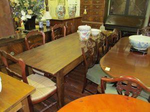 Antique English Pine Waxed Finish Farmhouse Table