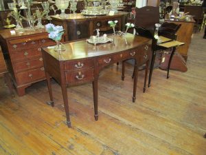 Hepplewhite Style Inlaid Figured Mahogany Bowfronted Vanity Desk or Server