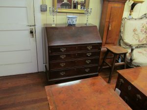 Geo. III Chippendale Style Slantfront Bureau