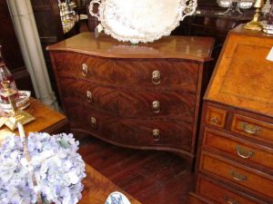 Chippendale Style Serpentine Chest of Drawers