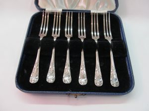 Sheffield Silverplate Strawberry Forks
