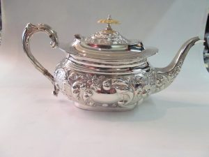 Antique English Silverplate Georgian Style Teapot