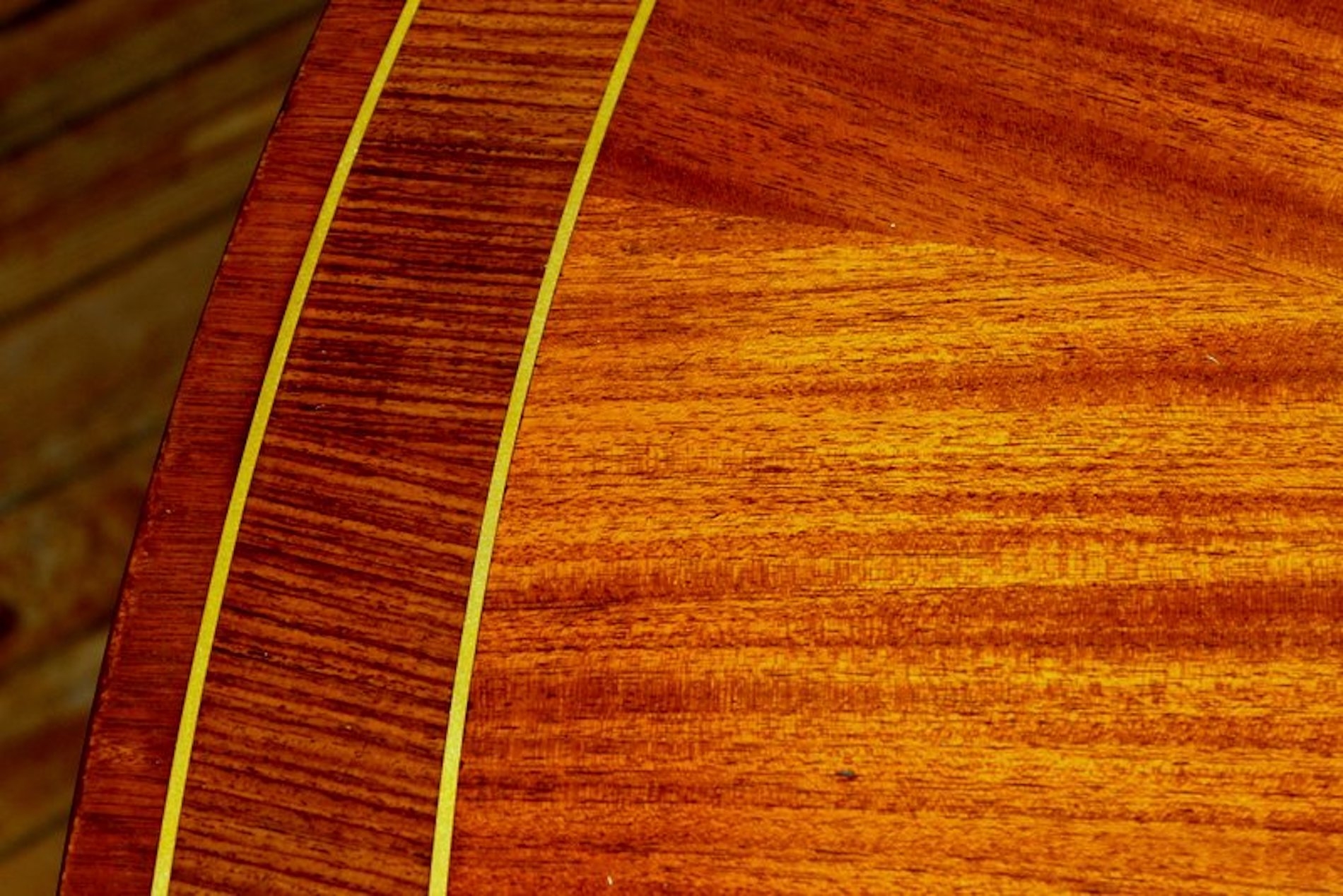 English Bench-Made Regency Style Circular Dining Table - Image 8