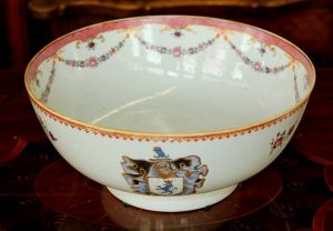 Antique Chinese Export Armorial Round Bowl
