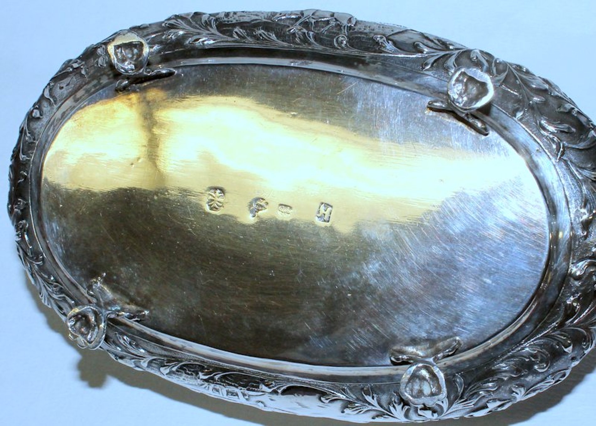 Antique Dutch .833 Fine Silver Hand Chased Casket or Box - Image 5