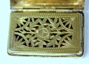 Antique English George III Sterling Vinaigrette with Pierced Vermeil Grille