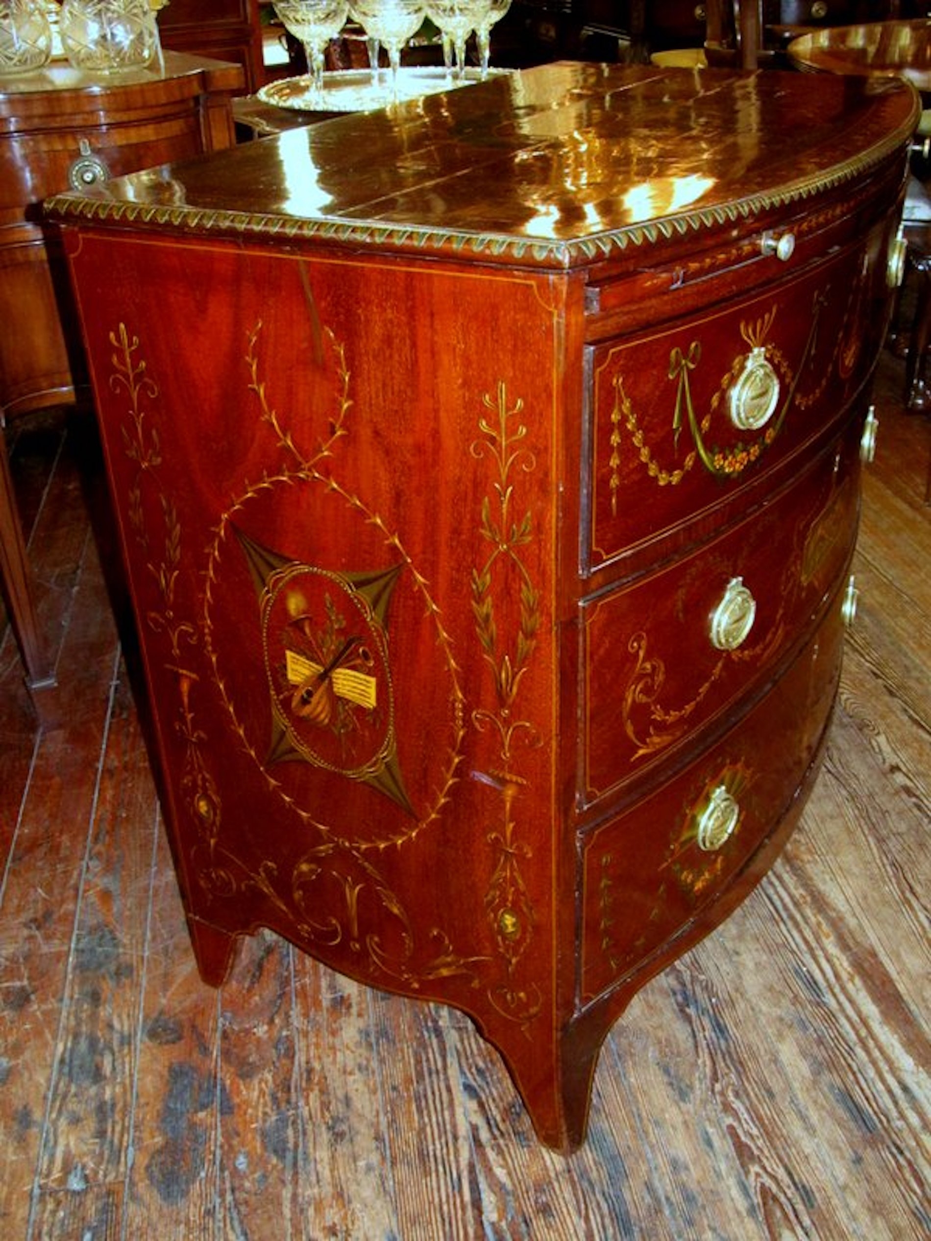 Antique English Flame Mahogany Bow front Bachelor's Chest - Image 15