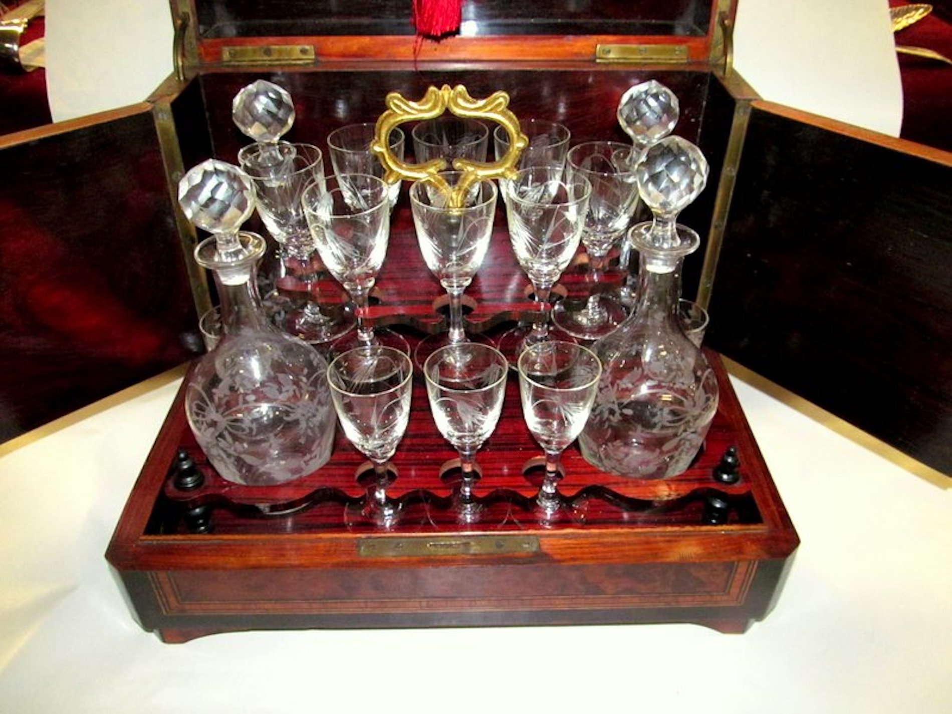 Antique French Amboyna and Rosewood Cave a'Liqueur Set - Image 12