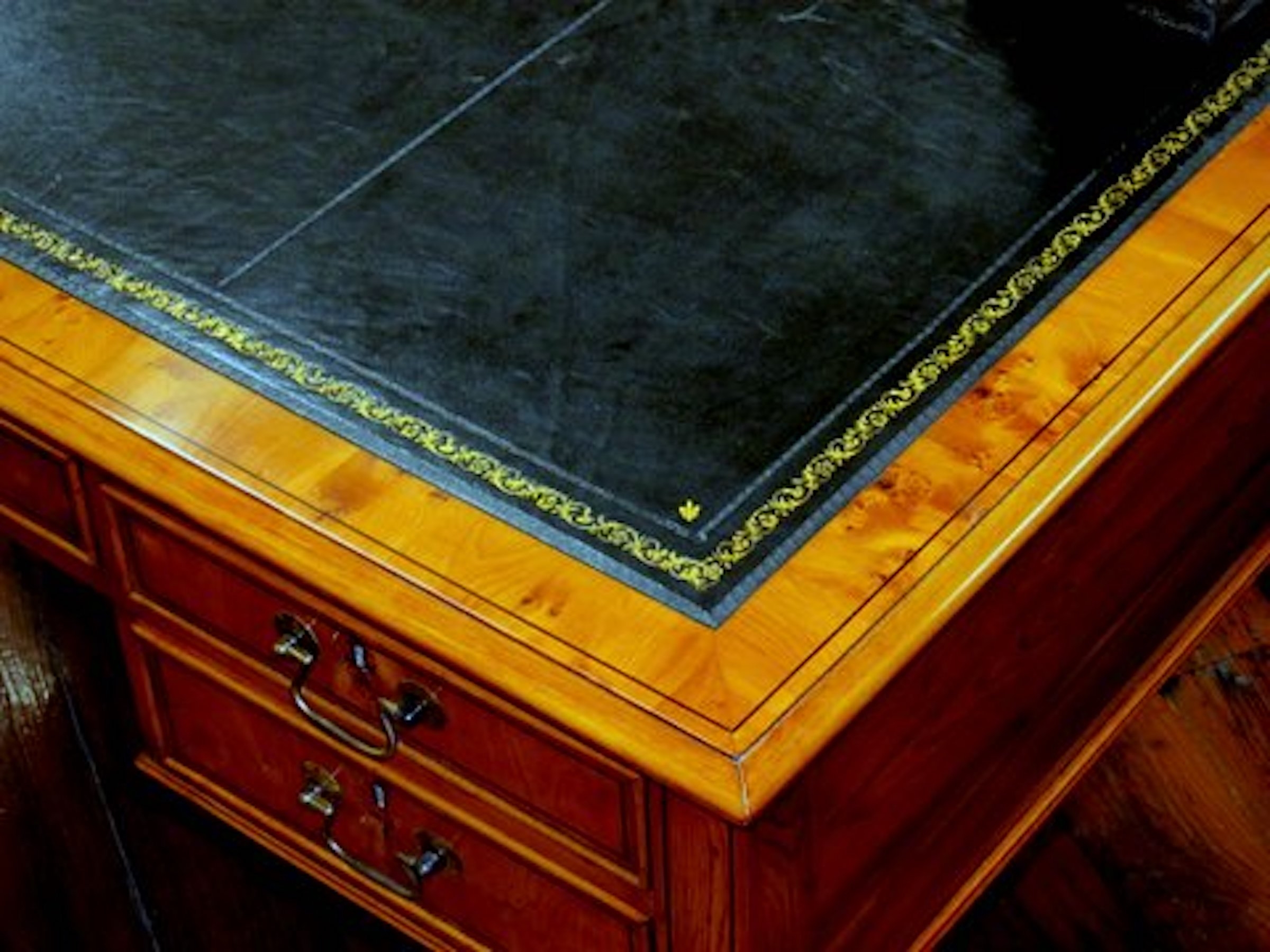 English Bench Made Pippy Yew Wood Leather Top Writing Table - Image 3