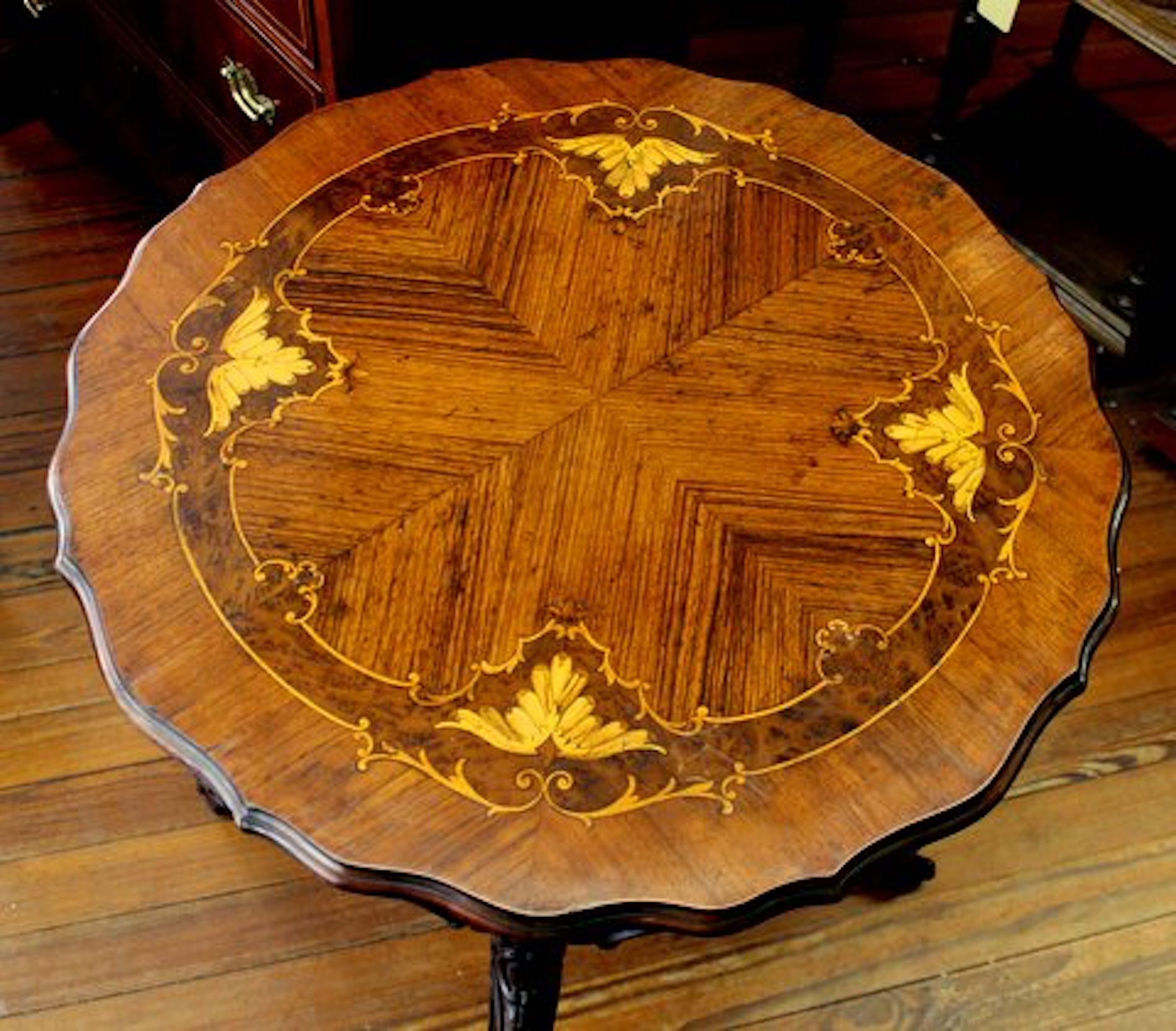 Antique English Mahogany and Exotic Woods Centre Table - Image 4