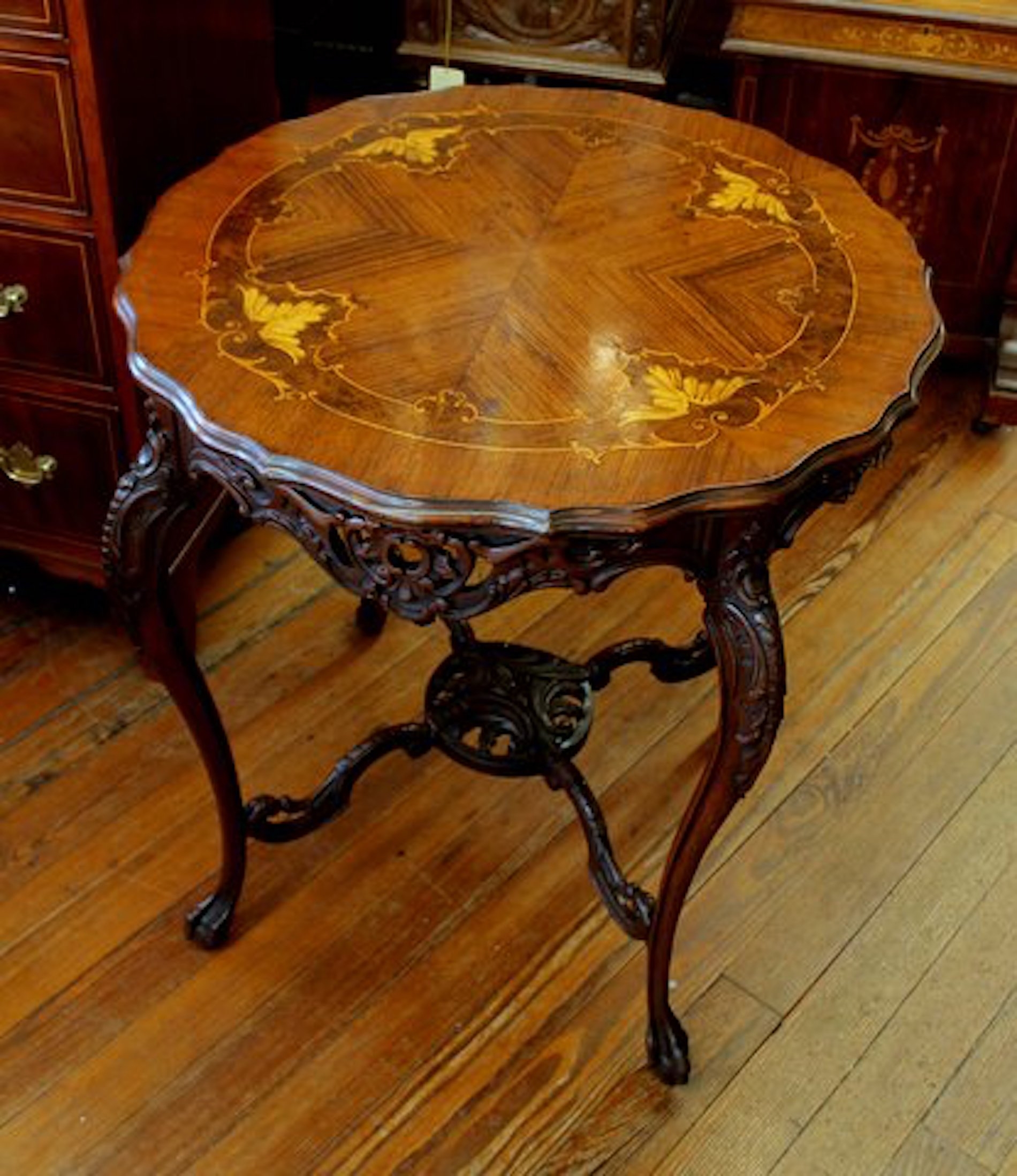 Antique English Mahogany and Exotic Woods Centre Table - Image 3