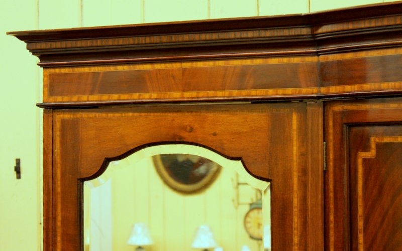 Antique English Inlaid Flame Mahogany Edwardian Period Compactum Wardrobe - Image 8