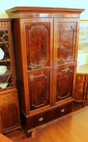 Antique English Book-matched Flame or Crotch Mahogany Wardrobe or Armoire