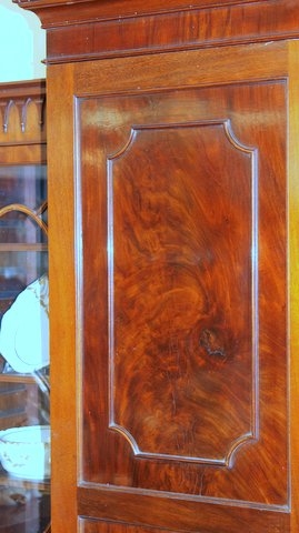 Antique English Book-matched Flame or Crotch Mahogany Wardrobe or Armoire - Image 4