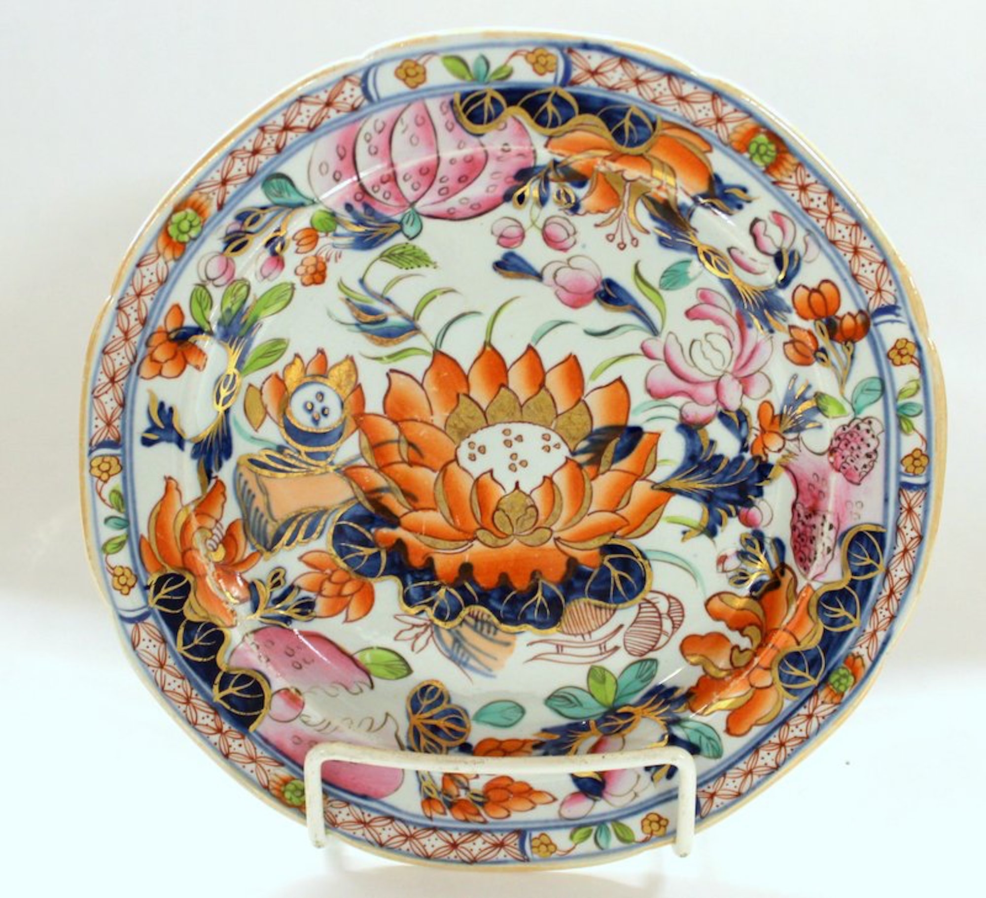 Set of 6 Antique English Early Mason's Ironstone "Water Lily" Pattern Salad or Dessert Plates - Image 8