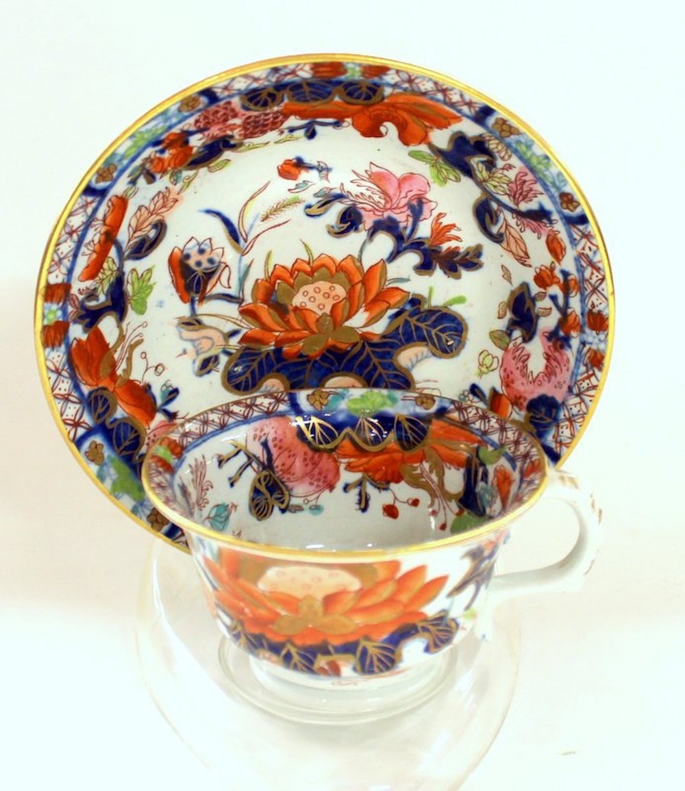 Set of Six Antique English Mason's Ironstone "Water Lily" Pattern Teacups and Saucers - Image 9