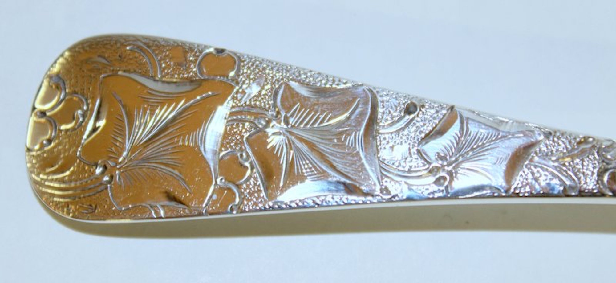 Set of 12 Exquisite Old American Sterling "Bright Cut" Hand Engraved Dessert Forks - Image 3