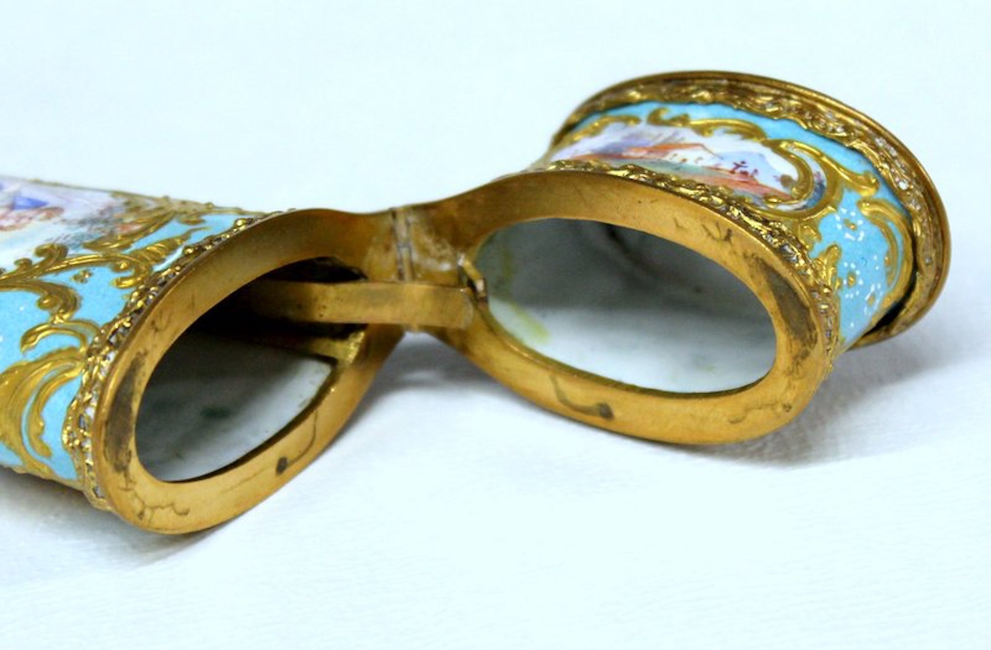 Antique English Gilt Enamel Etui or Necessaire - Image 4