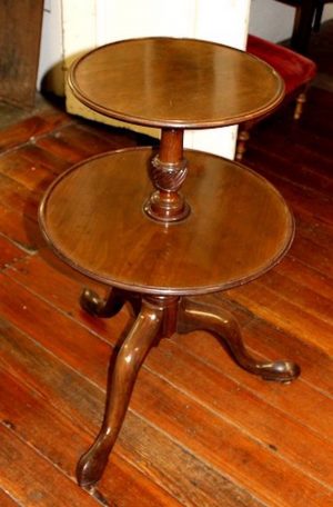 Late 18th Century English Mahogany Hand Carved Queen Anne Style 2- Tier Dumb Waiter