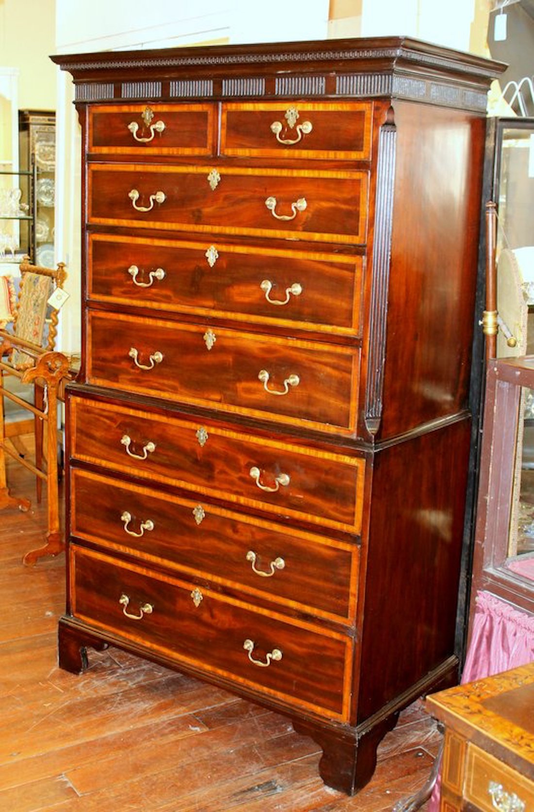 Antique English George III. Satinwood Inlaid Flame or Crotch Mahogany Chippendale Style Chest on Chest - Image 15