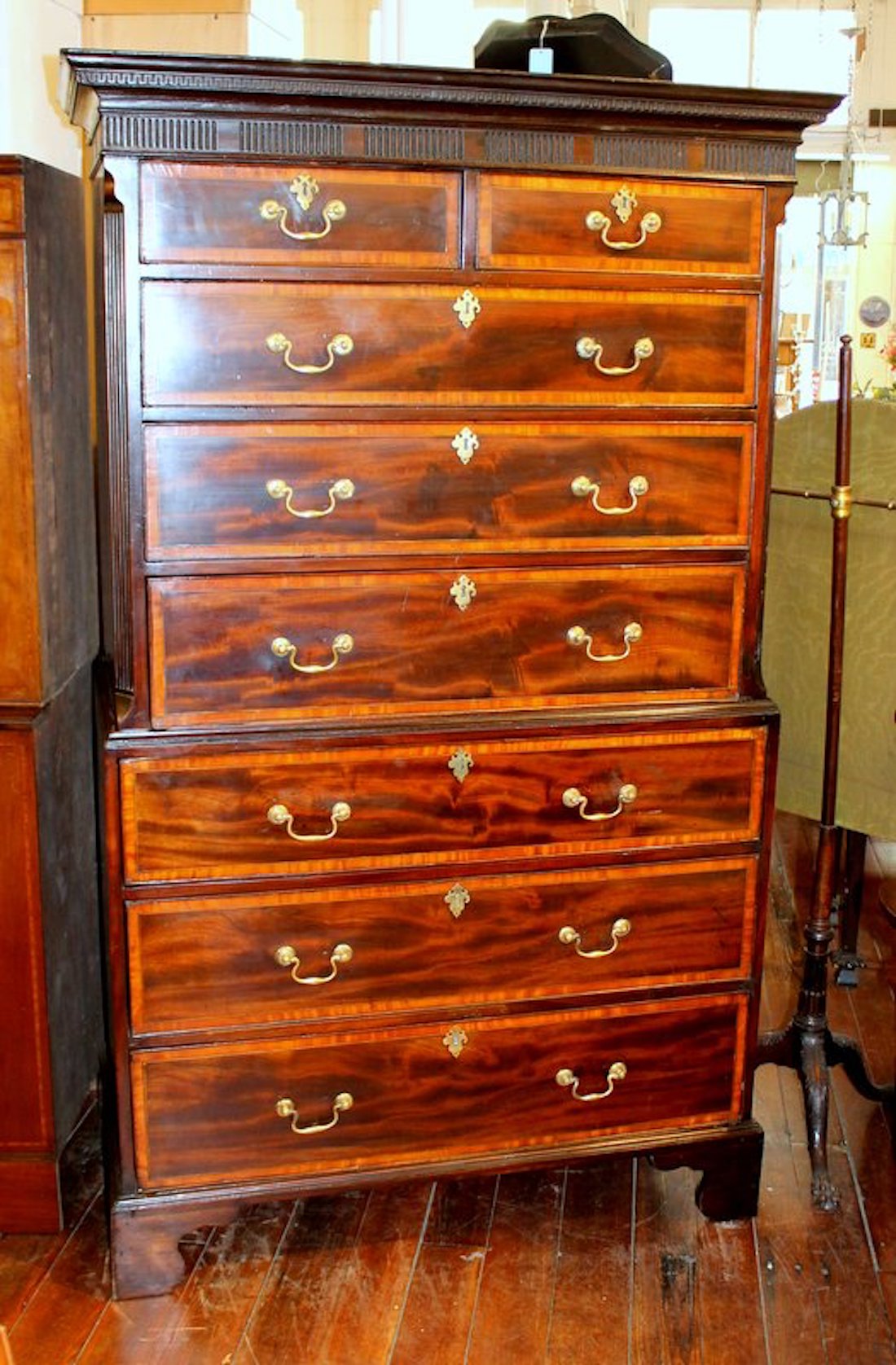 Antique English George III. Satinwood Inlaid Flame or Crotch Mahogany Chippendale Style Chest on Chest - Image 10
